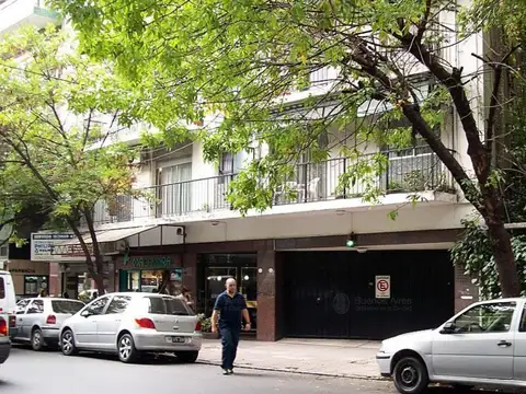 ALQUILER COCHERA EN V. DEL PINO 2400