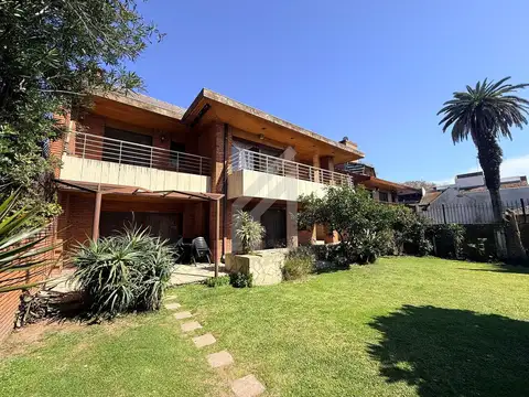Avenida Libertador 17000