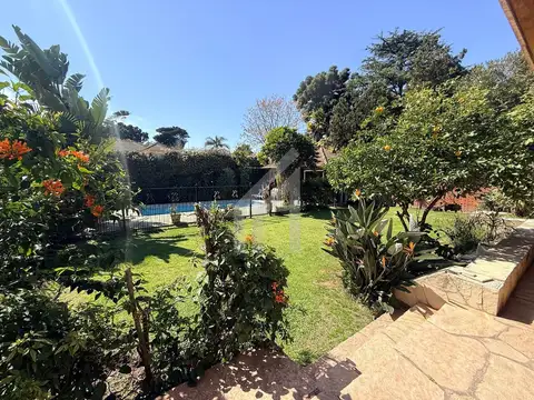 Casa en Alquiler de 4 dormitorios
