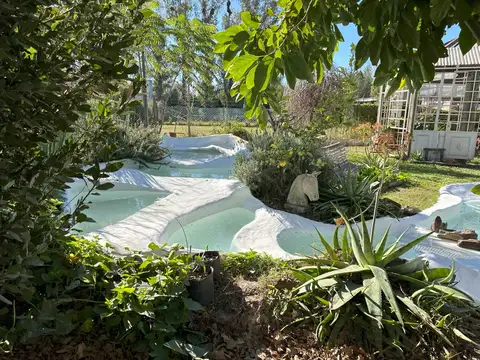 Casa 7 ambientes con 2 baños