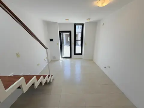 Departamento en Alquiler en Granadero Baigorria, $ 700.000