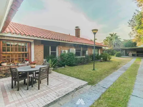 Se vende exclusiva casa en Punta Gorda 