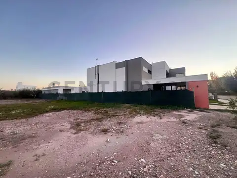 Lote exclusivo Barrio Privado Carrascal manzana A