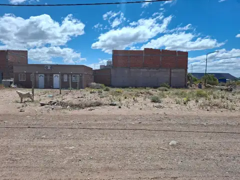 Vende terreno de 250 m2 en Ayres de León