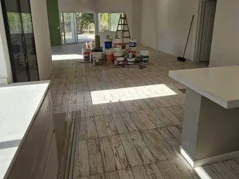 Casa 4 ambientes con 4 baños
