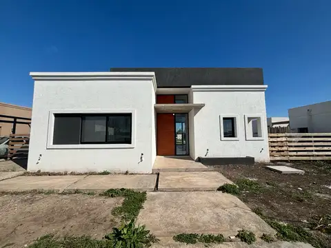 Casa en venta Santa Lucia Pilar del Este | VCO Propiedades