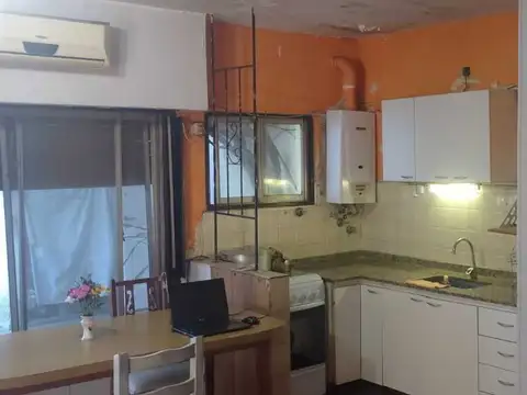 Depto Tipo Casa en Venta de 3 ambientes