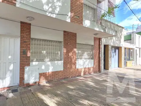 Departamento amoblado en zona Plaza Rocha