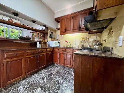 Casa en Venta con 1 cochera