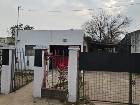 Los Amigos 2400
