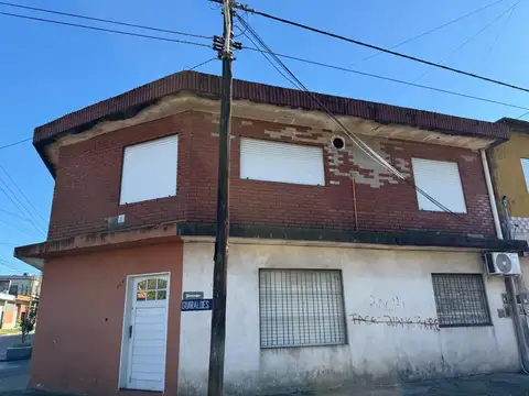 Guiraldes 600, Piso 1