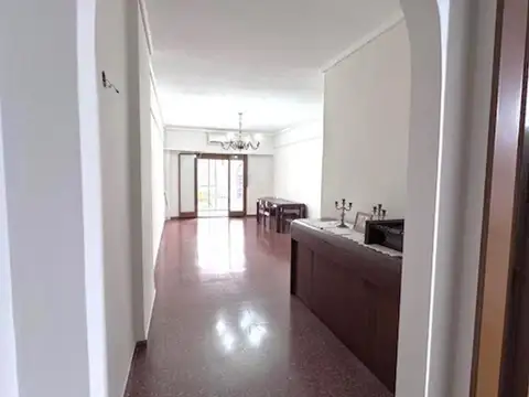 Avenida Martín García 500, Piso PB