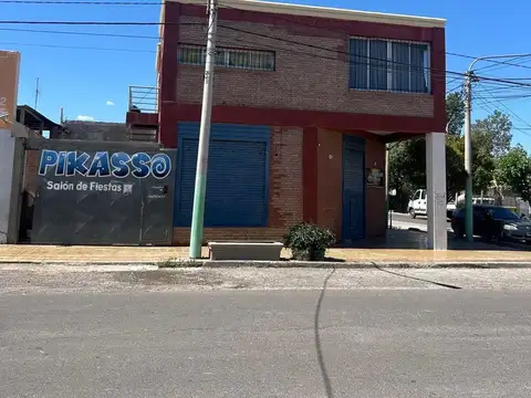 VENTA SALON COMERCIAL MAS DEPARTAMENTO. RIVADAVIA
