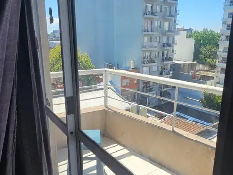 Departamento en alquiler en Monte Castro