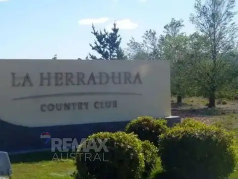 LOTE EN BARRIO CERRADO "LA HERRADURA"