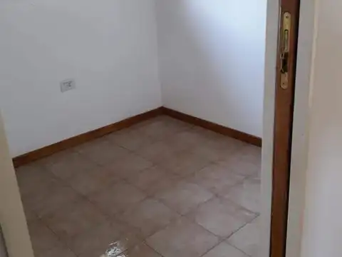 Casa en Alquiler en Arturo Segui, $ 680.000