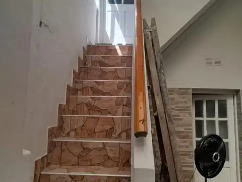 Depto Tipo Casa 4 ambientes con 1 baño