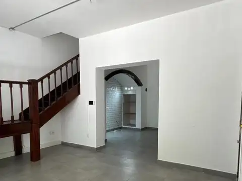 Alquiler local comercial Pocitos con terraza