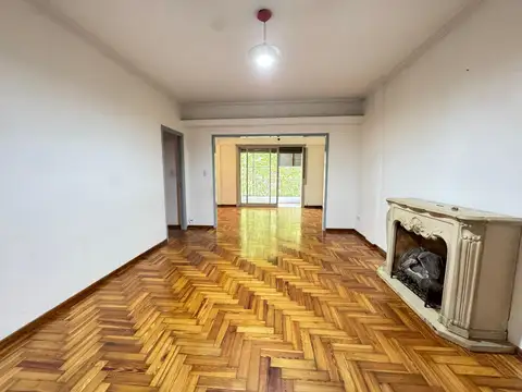 Campana 2500, Piso 5