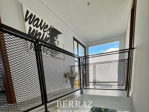 Casa venta 8 ambientes de estilo racionalista moderna en Ayres Plaza Pilar lote de 630 m2