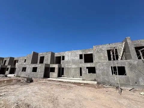 Venta Duplex 3 dormitorios Tiasta I, Maipú