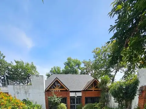 Casa en Venta en Liniers, USD 648.000