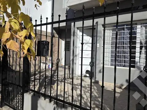 VENTA DUPLEX 4 DORMITORIOS - B° ALTOS DEL LIMAY, NEUQUÉN