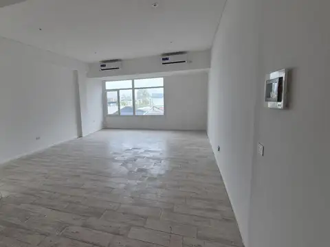 ALQUILER OFICINA CONSULTORIO MONOAMBIENTE DELTA CENTER