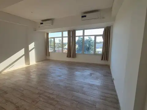 Oficina Monoambiente con 1 baño