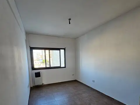 Departamento en Alquiler en La Plata, $ 430.000