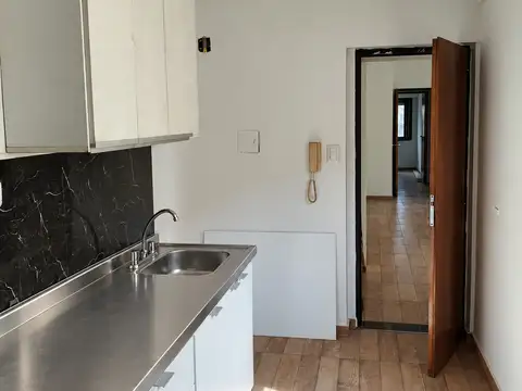 Departamento en Alquiler en Ciudad Jardín del Palomar, $ 800.000