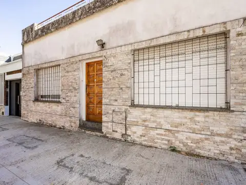 Casa en venta Montecastro 4 ambientes