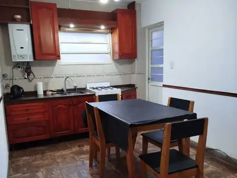J. V. Gonzalez 1100, Piso 2