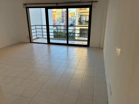 Departamento Moderno  de 2 amb con balcón corrido.
