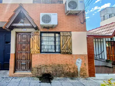 VENTA TRIPLEX 4 AMB COCHERA VILLA LUZURIAGA