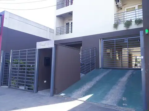 Alquiler atpo uso comercial o vivienda. Departamento monoamb con balcón