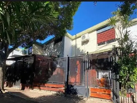 PH en venta - 2 Dormitorios 2 Baños - 85Mts2 - Morón