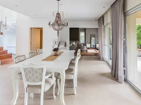 VENTA Casa en El Lucero - Ramal Pilar km38