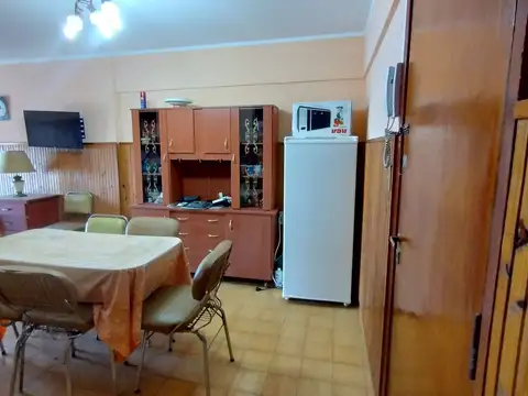 Avenida Costanera Sur 200