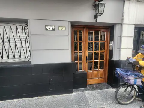PELLEGRINI 1900, Piso PB