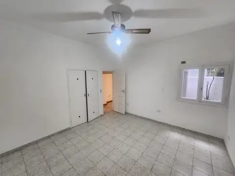 DEPARTAMENTO PLANTA BAJA - 3 AMBIENTES - APTO PROFESIONAL -