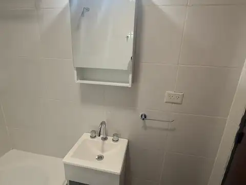 Impecable 3 Ambientes A Estrenar con Seguridad – Fondo de la Legua 2466