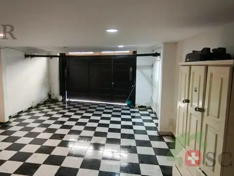 Casa en Venta con 1 cochera