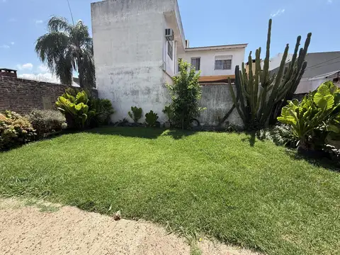 Depto Tipo Casa en Alquiler de 2 ambientes