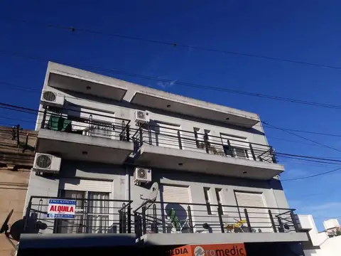 Departamento en San Nicolas De Los Arroyos