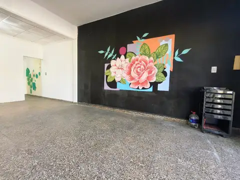 GRAN OPORTUNIDAD: LOCAL COMERCIAL EN PADUA