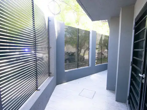 Depto Tipo Casa 3 ambientes con 2 baños