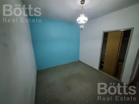 Depto Tipo Casa en Venta 40 años