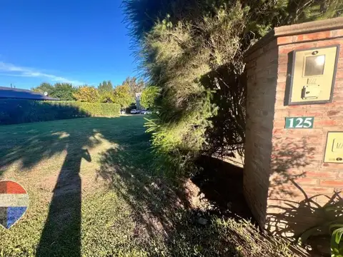 LOTE EN VENTA EN BARRANCAS DE IRAOLA