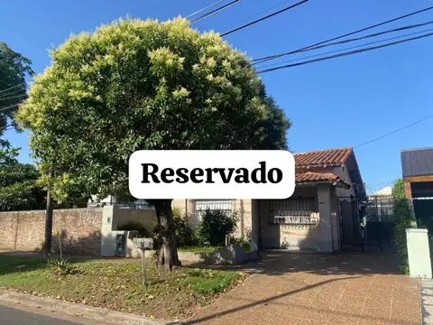 RESERVADO CASA EN VENTA C/ MONO AMBIENTE EN MUNRO